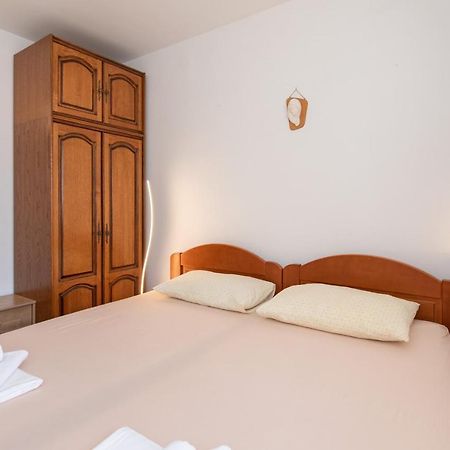 Apartment Valkovic Baška Екстериор снимка