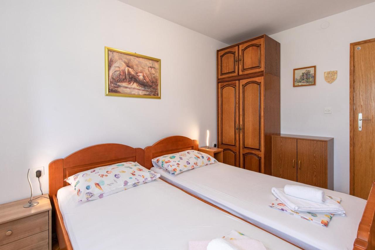 Apartment Valkovic Baška Екстериор снимка