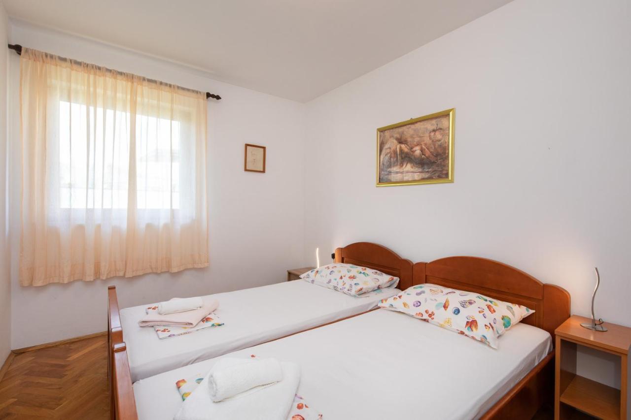 Apartment Valkovic Baška Екстериор снимка